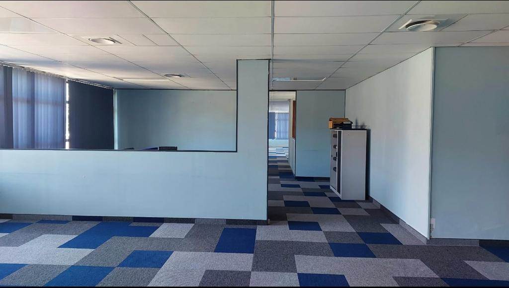 198  m² Office Space in Westville photo number 19