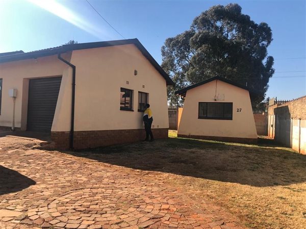 3 Bed House in Lenasia South