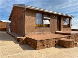 2 Bed House in Soshanguve