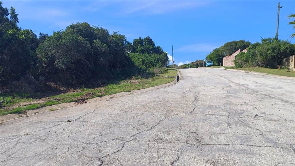 831 m² Land available in Blue Horizon Bay photo number 7