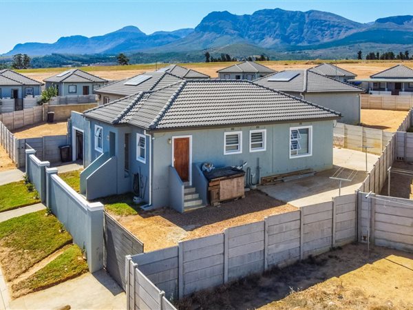 3 Bedroom House 3 Bedroom House