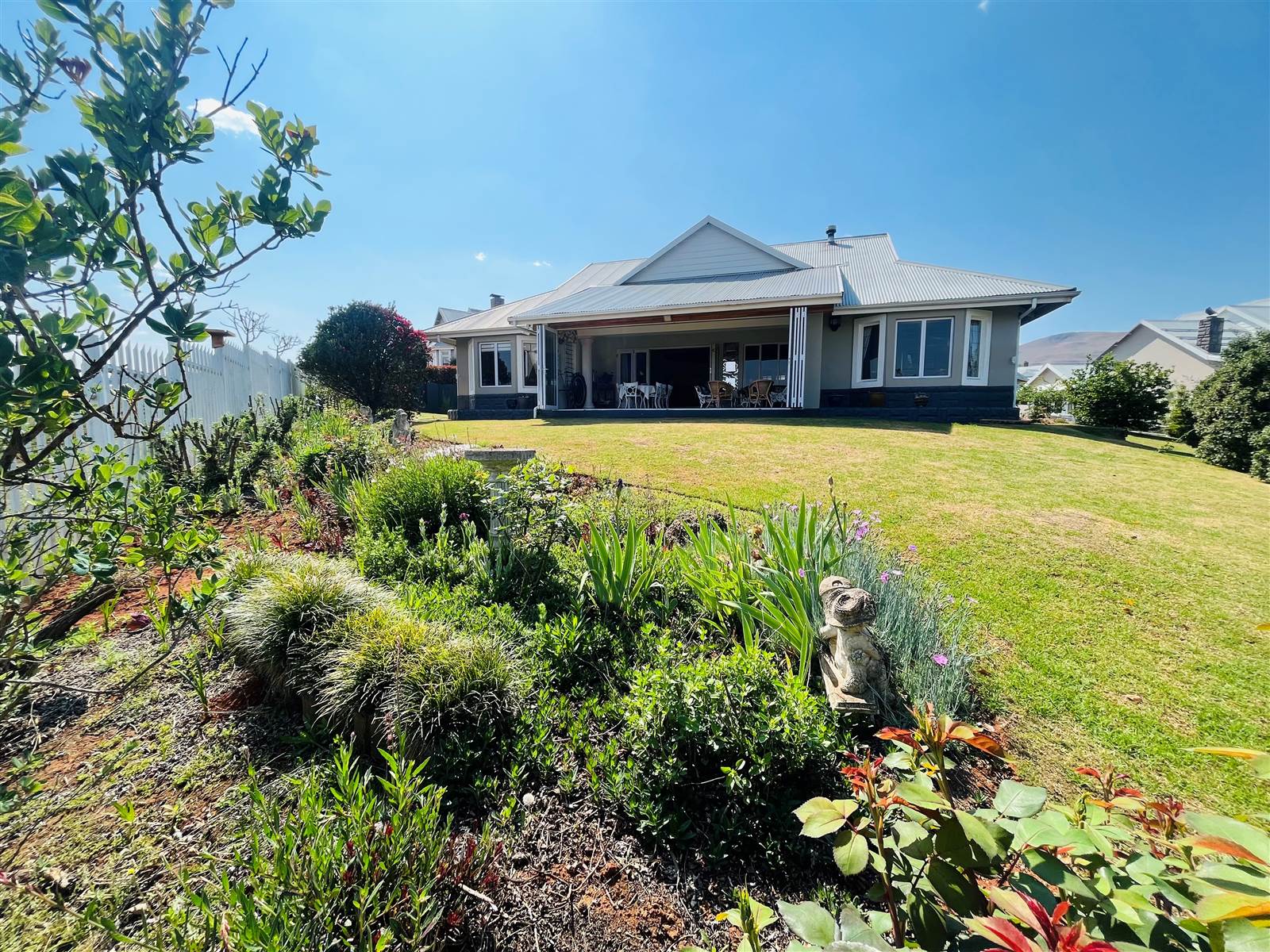 4 Bed House in Underberg photo number 1