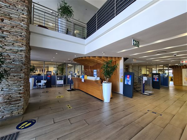 1425  m² Commercial space in Bryanston