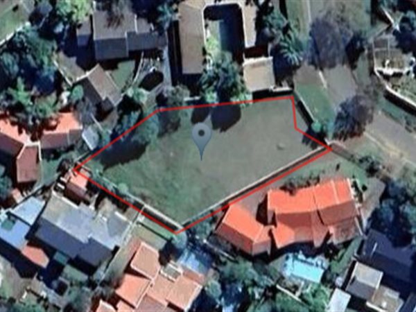 1 198 m² Land