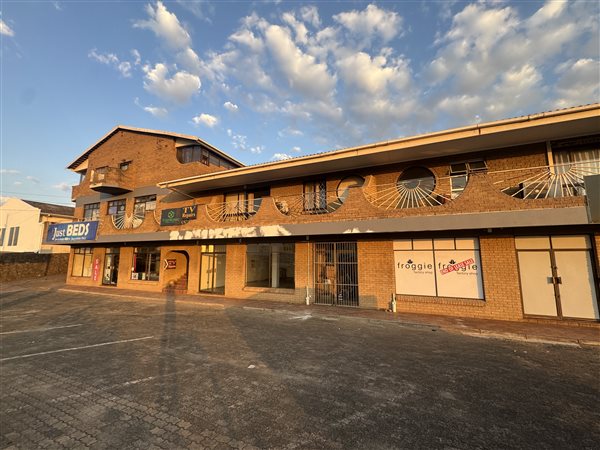 67 m² Commercial space 67 m² Commercial space