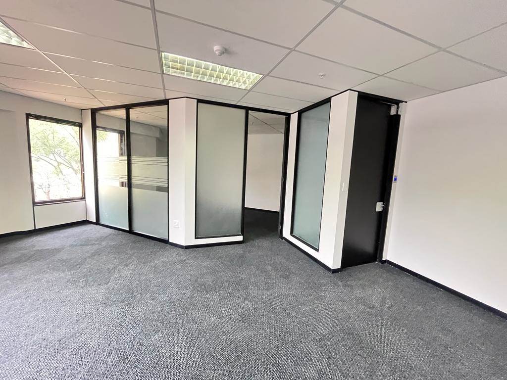 224  m² Commercial space in Parktown photo number 9