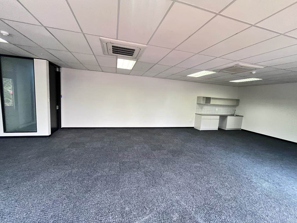 224  m² Commercial space in Parktown photo number 6