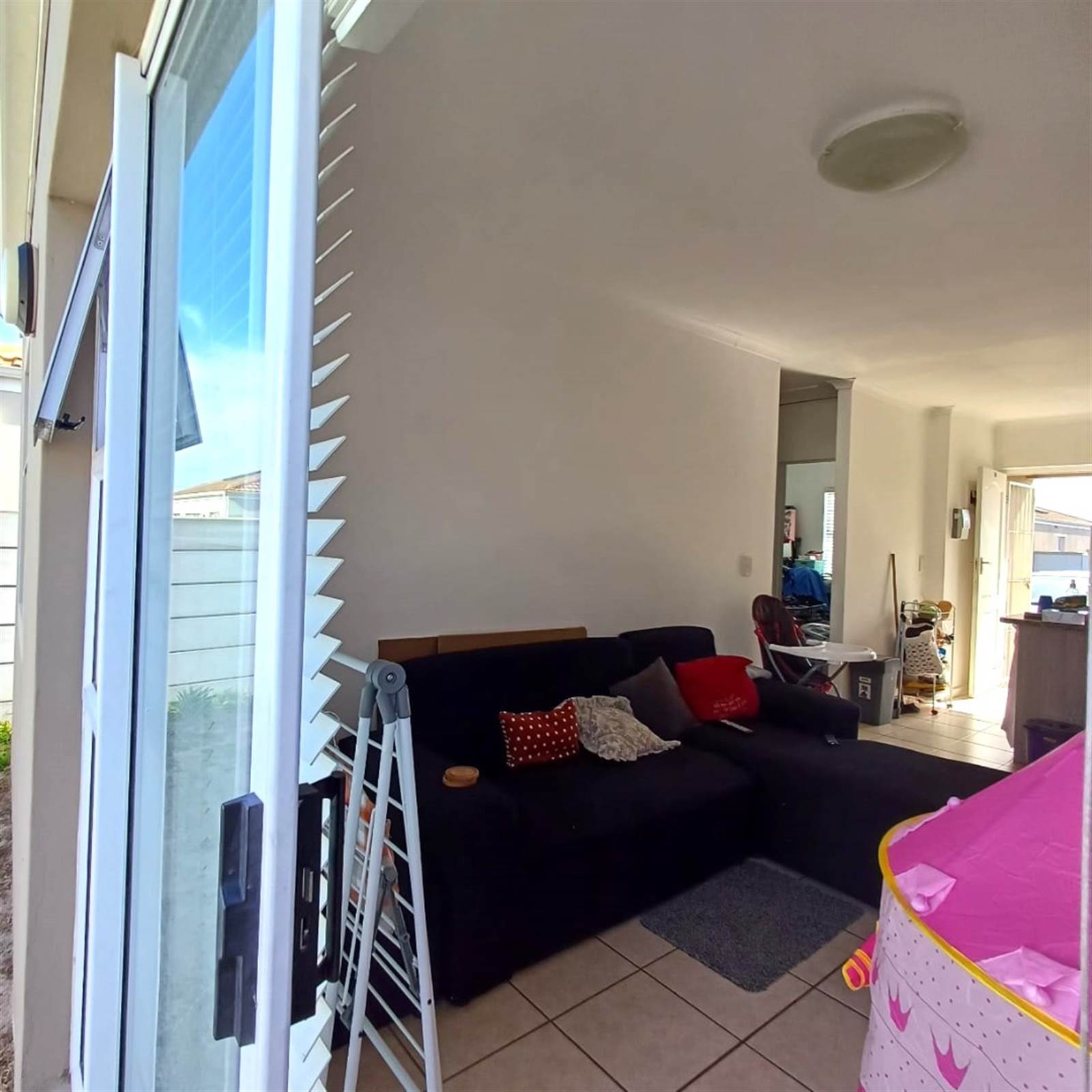 2 Bed House in Strandfontein photo number 15