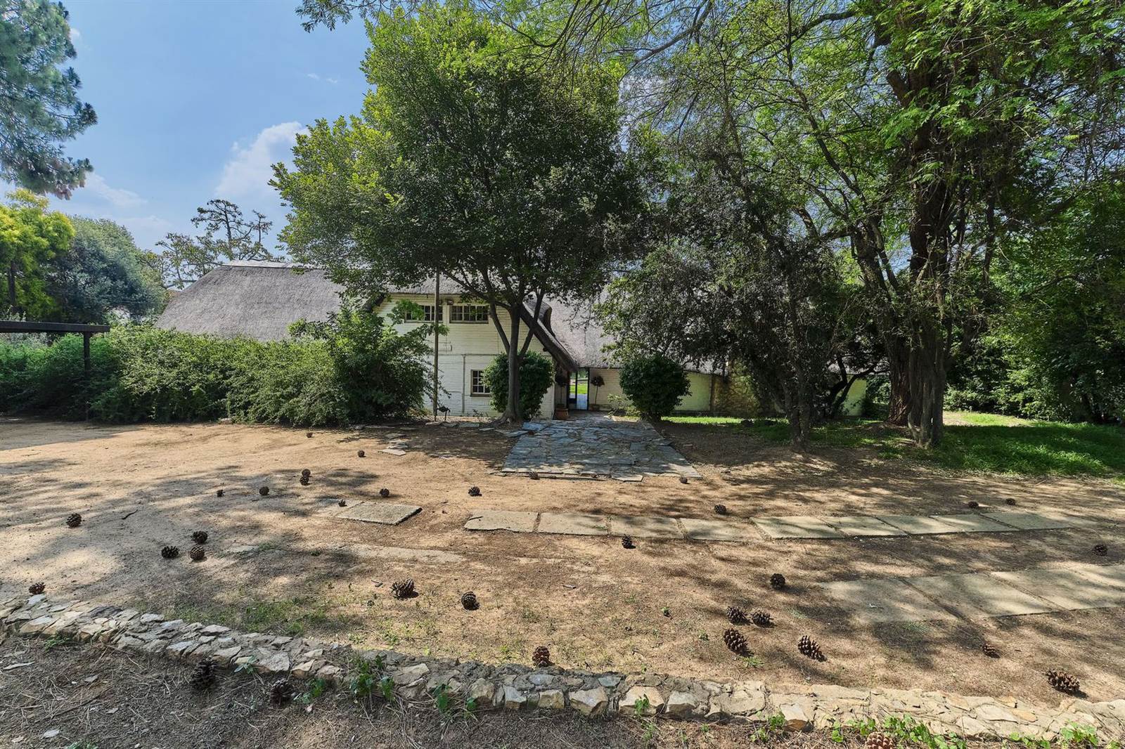 4050 m² Land available in Douglasdale photo number 24