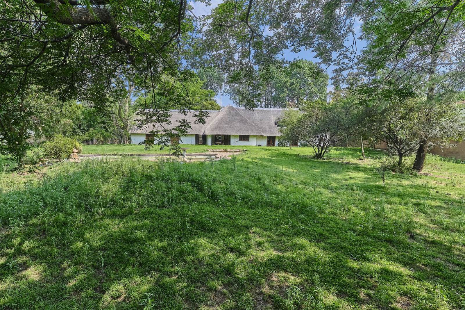 4050 m² Land available in Douglasdale photo number 4