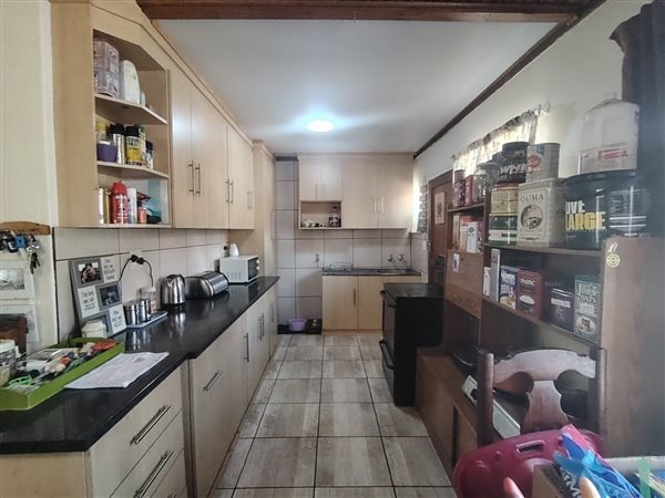 3 Bedroom Townhouse 3 Bedroom Townhouse
