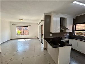 3 Bed Townhouse in Willow Park Manor