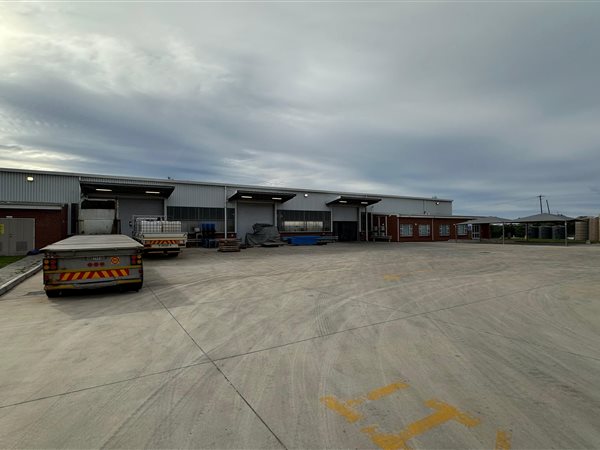 2 386  m² Industrial space