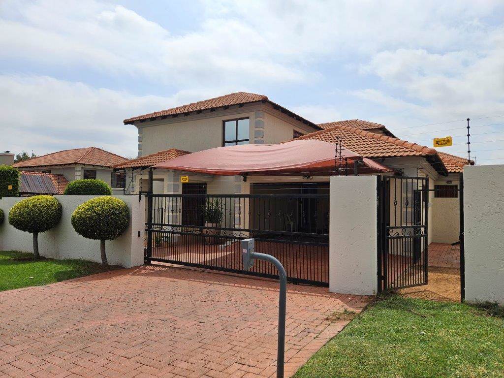 3 Bed House in Highveld photo number 24