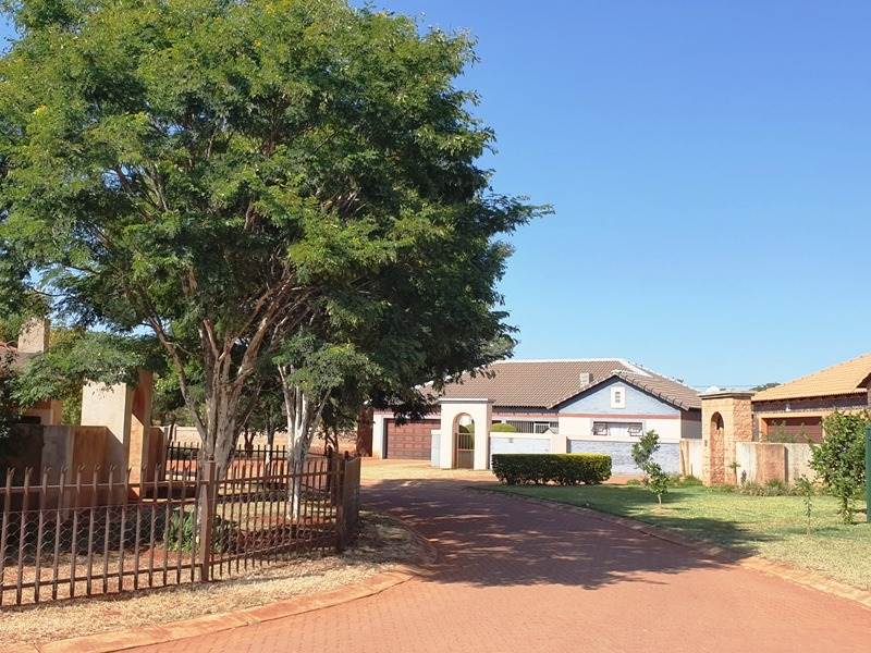 469 m² Land available in Mookgophong (Naboomspruit) photo number 7