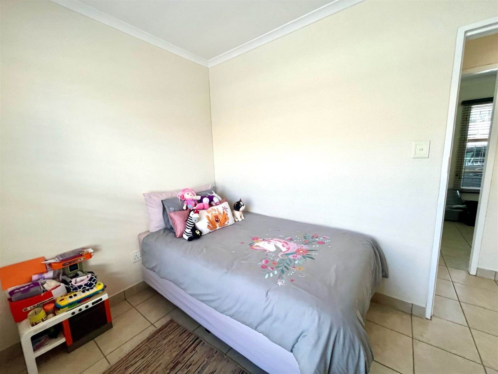 3 Bed Townhouse in Leopards Rest Security Estate photo number 15