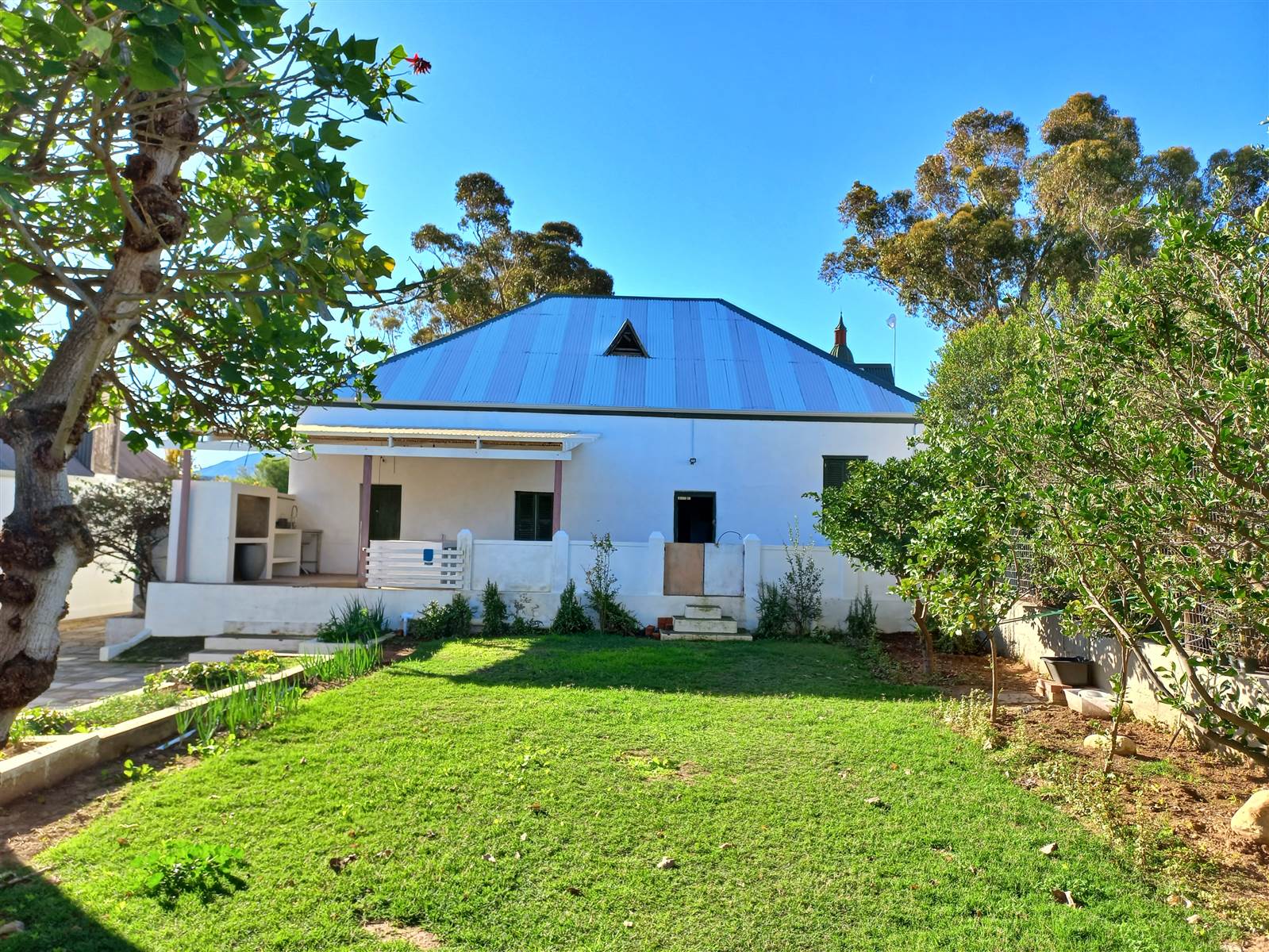 2 Bed House in Calitzdorp photo number 3