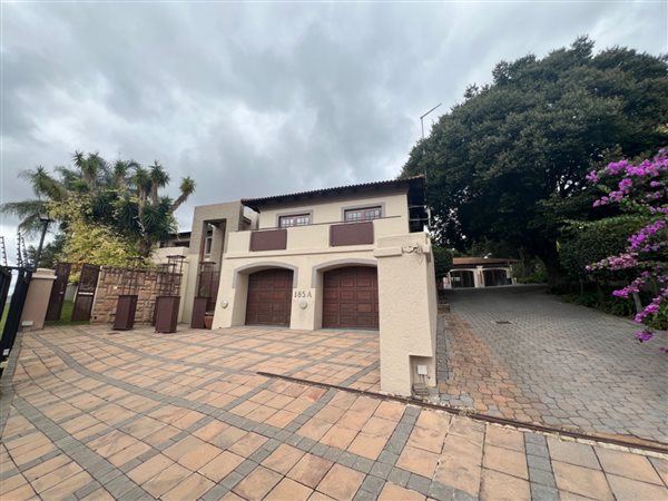 5 Bed House in Waterkloof Park