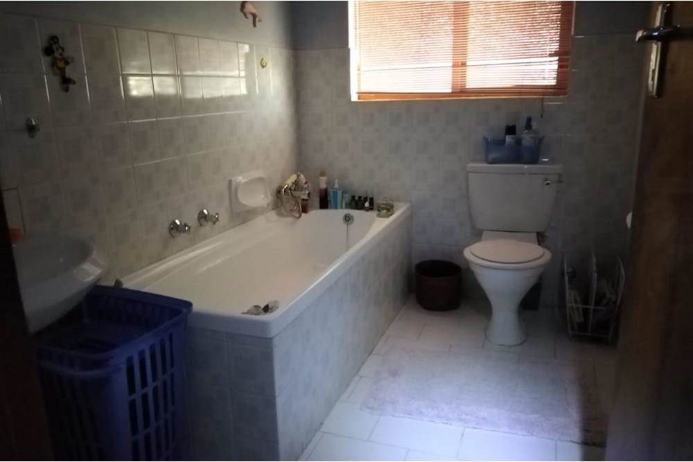 3 Bed House in Pacaltsdorp photo number 22