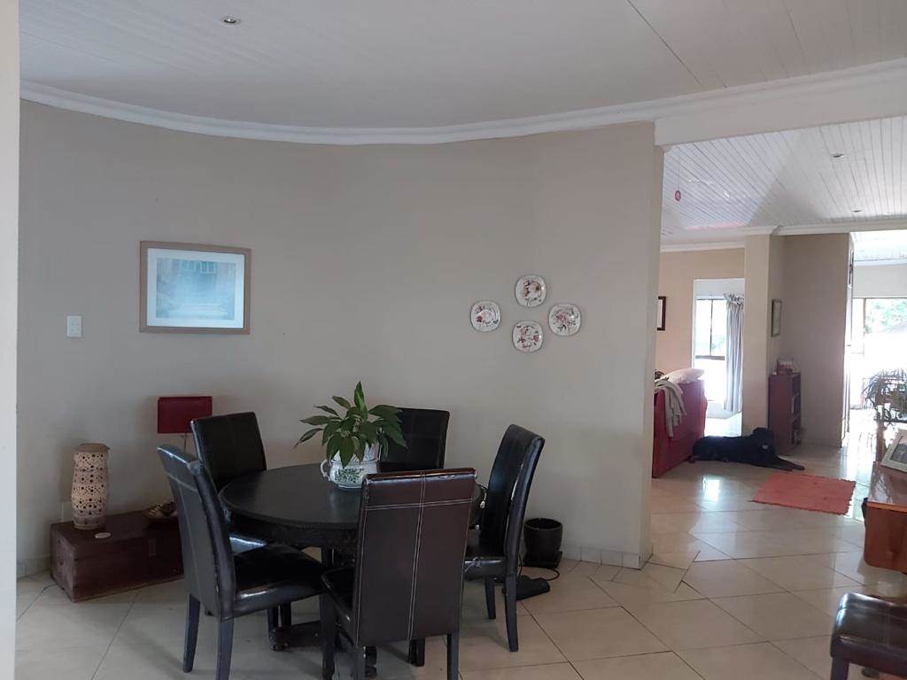 5 Bed House in Tugela Mouth photo number 17