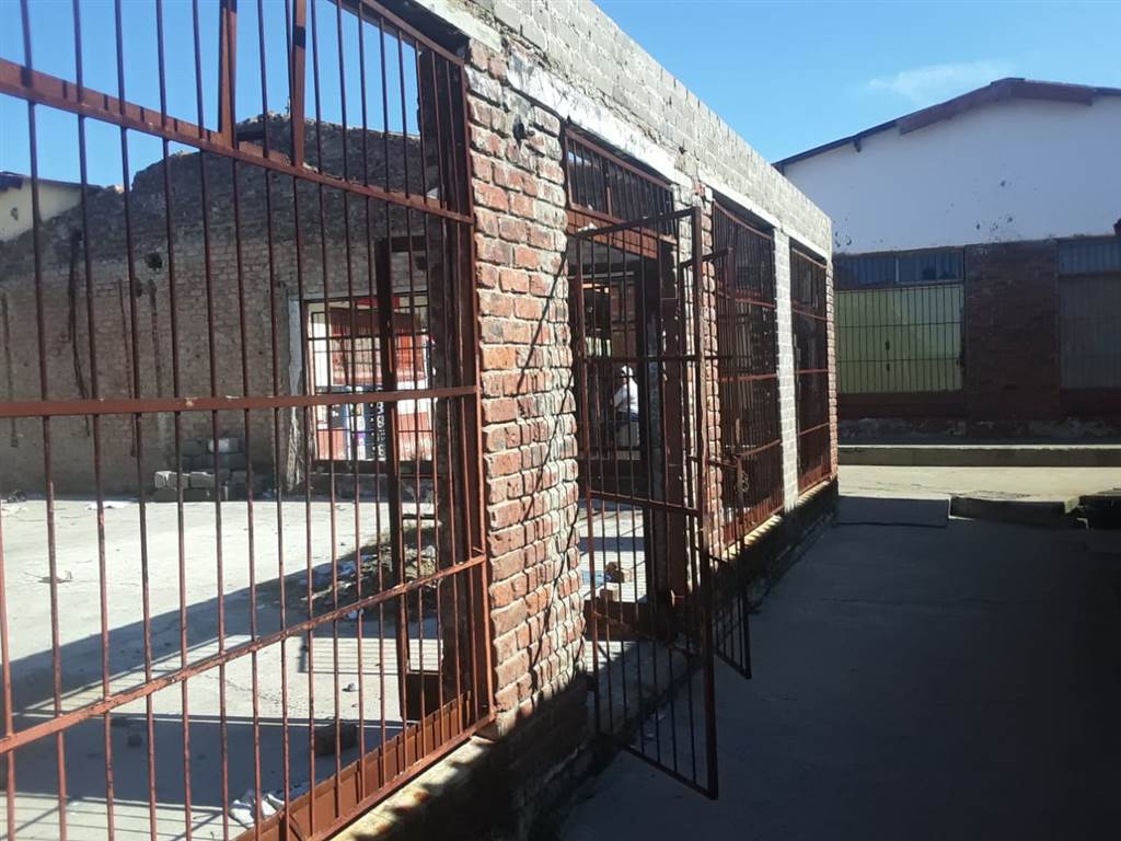 5857  m² Commercial space in Osizweni photo number 20