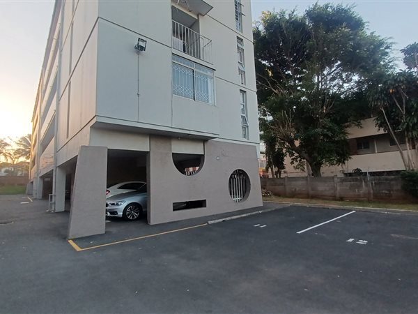 1.5 Bedroom Apartment 1.5 Bedroom Apartment