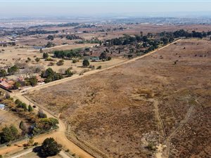 12 ha Land available in Diepsloot