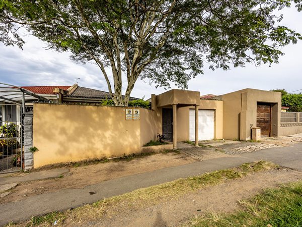 4 Bedroom House 4 Bedroom House