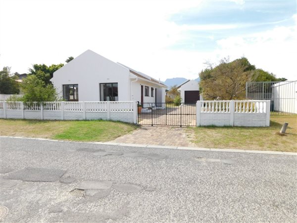 3 Bedroom House 3 Bedroom House