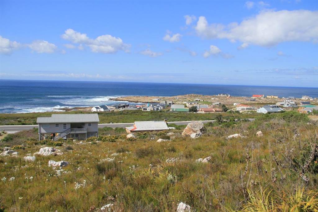 22.3 ha Land available in Bettys Bay photo number 6