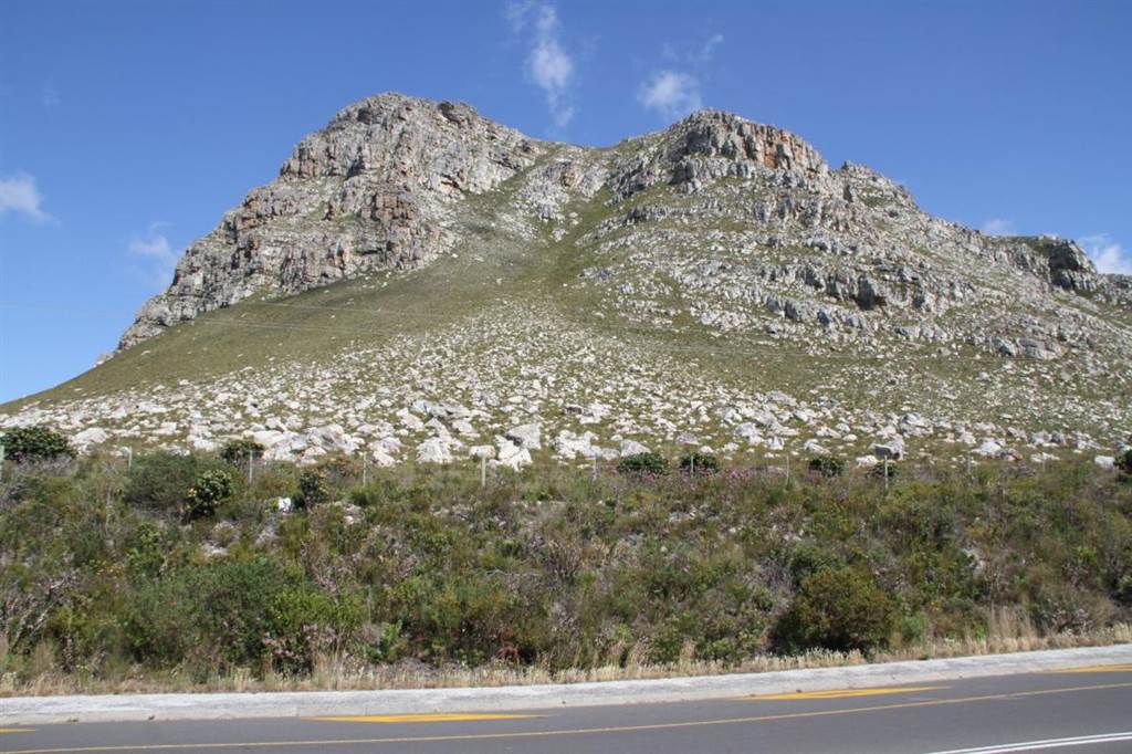 22.3 ha Land available in Bettys Bay photo number 19