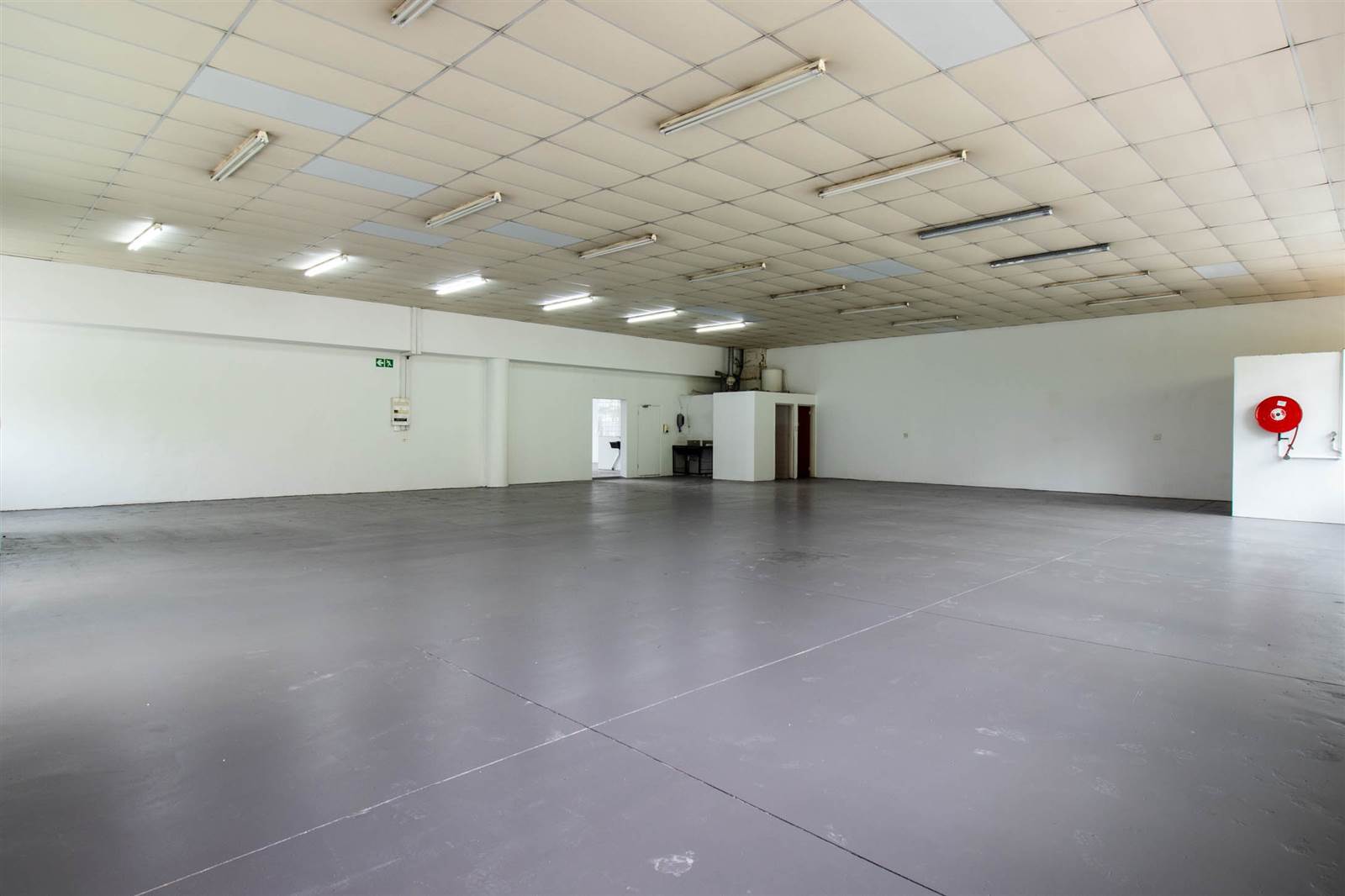 1255  m² Commercial space in Woodstock photo number 19