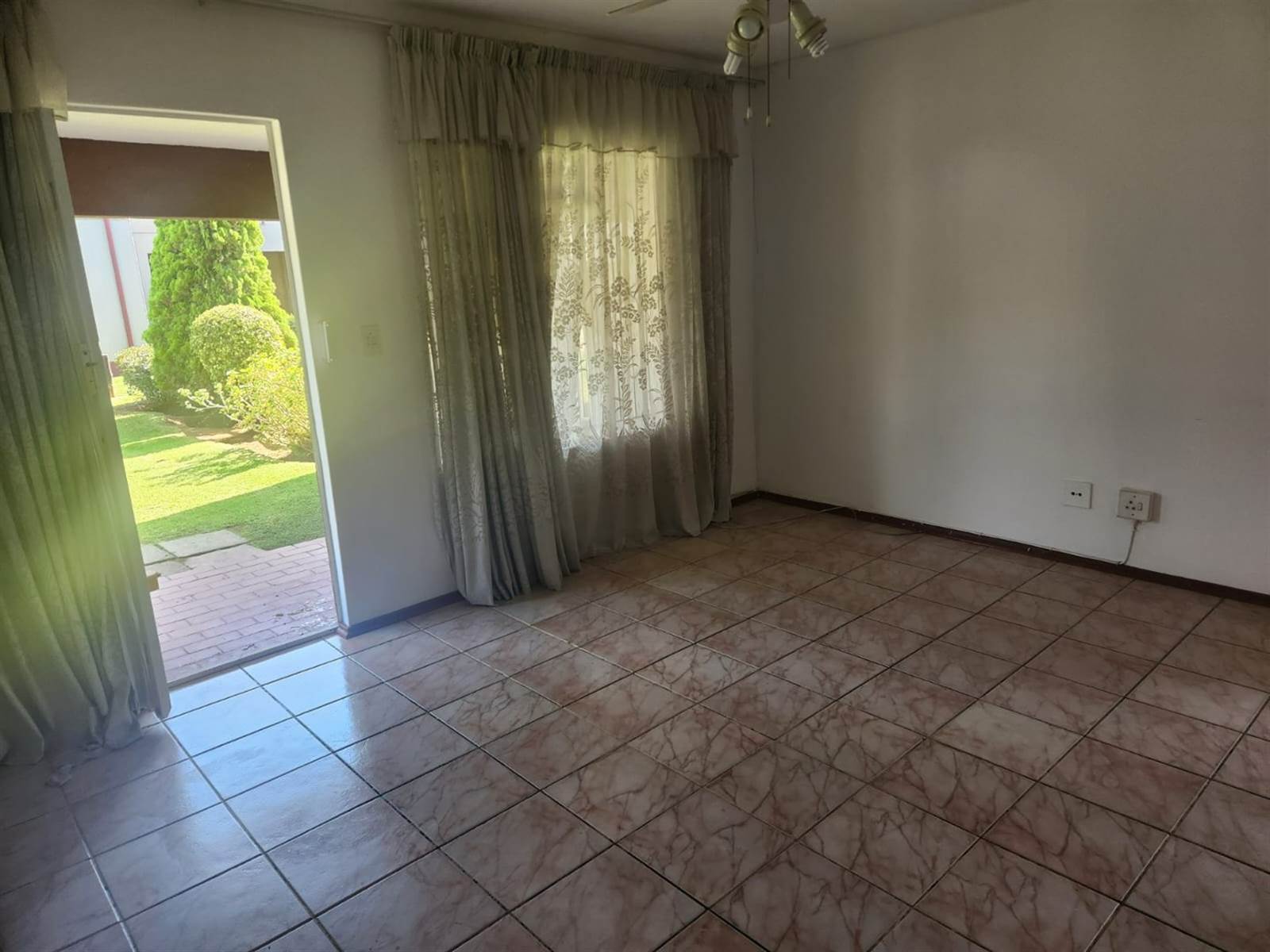 3 Bed Apartment in Benoni Central photo number 6
