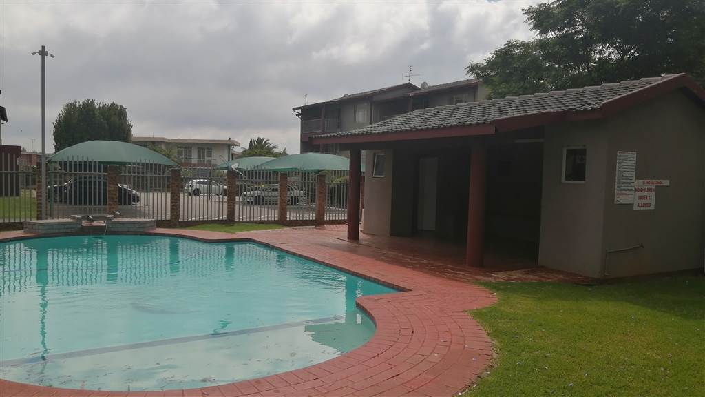 3 Bed Apartment in Benoni Central photo number 20