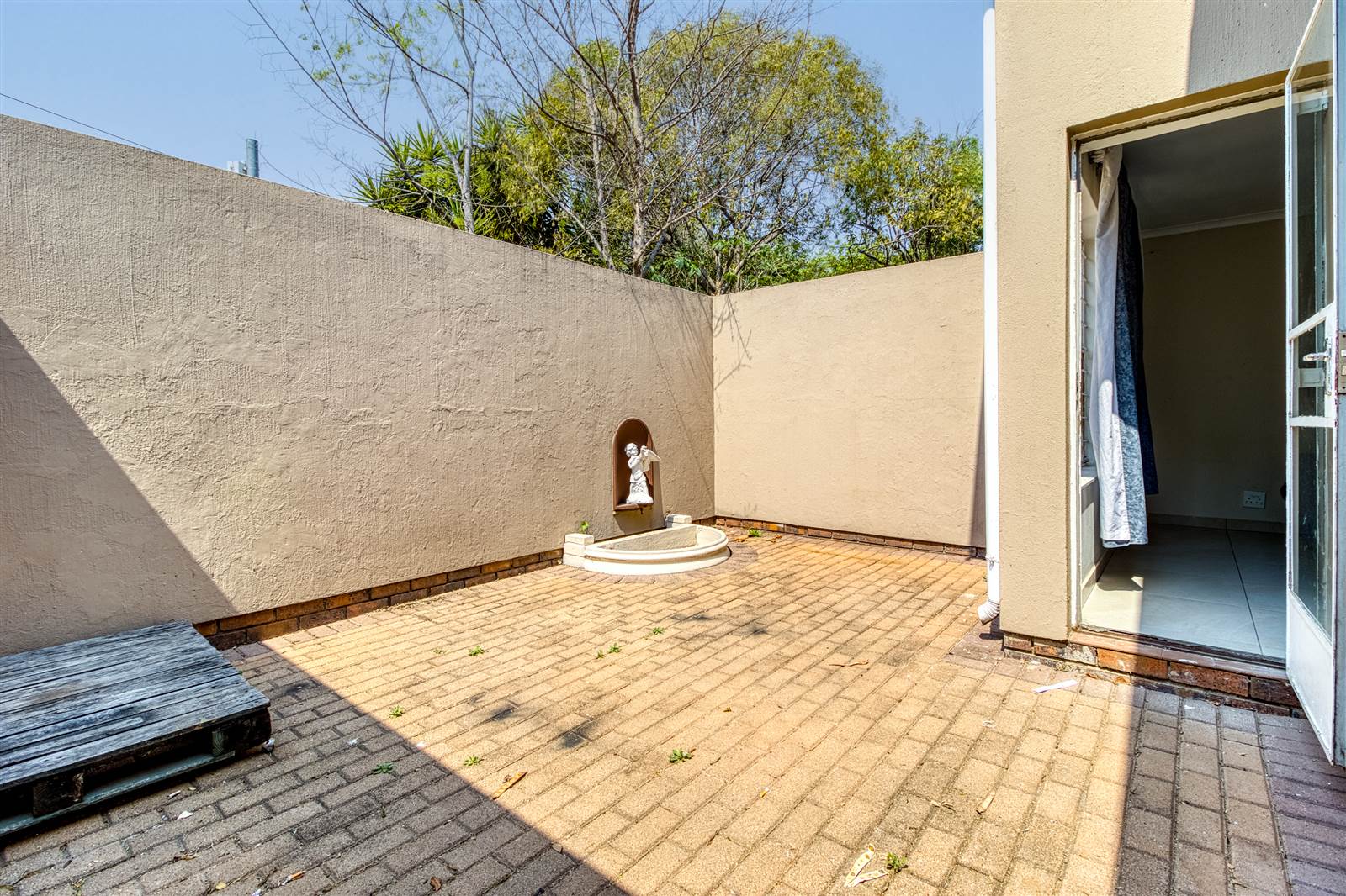 2 Bed House in Bloubosrand photo number 22