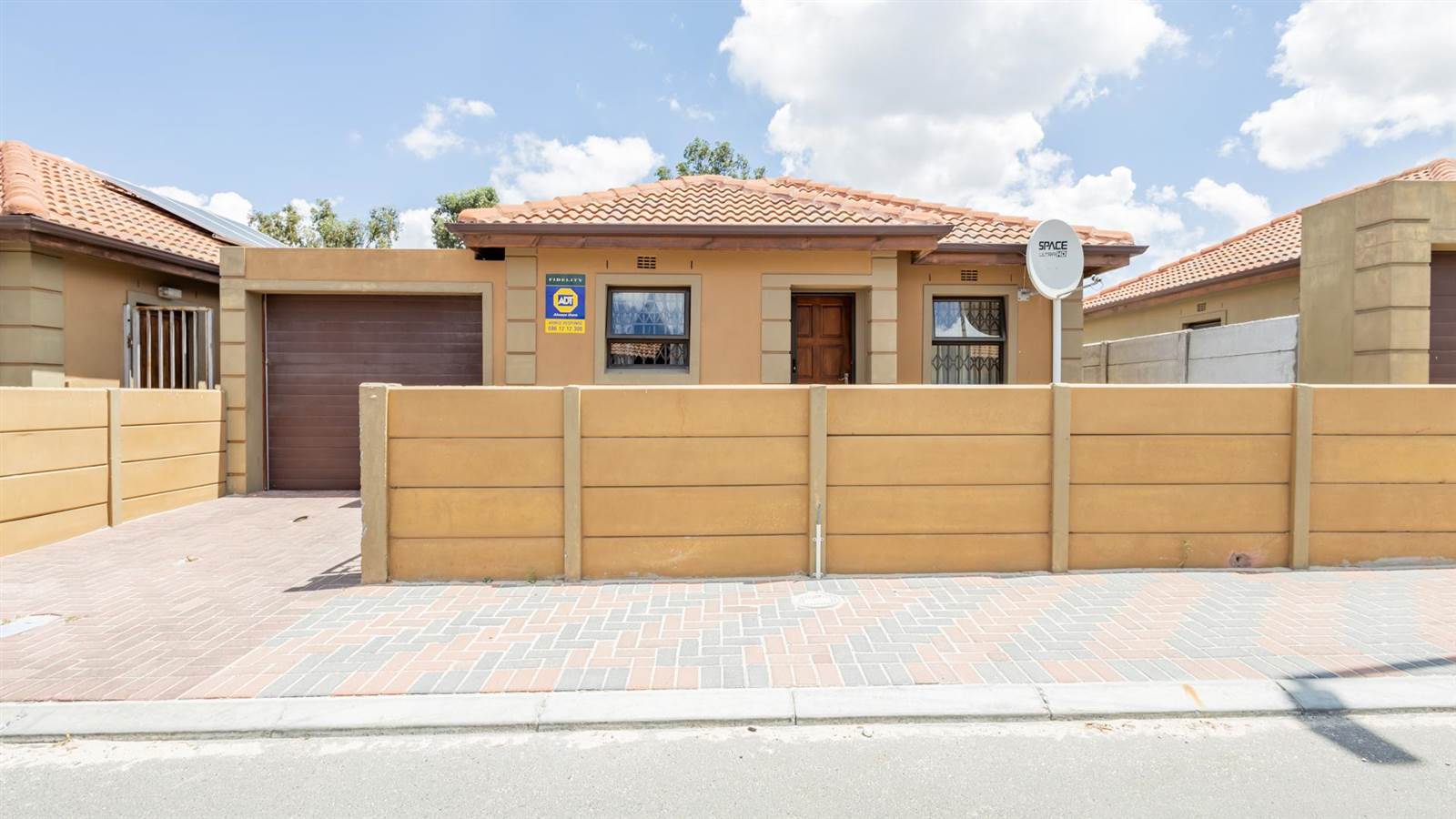 3 Bed House in Rondevallei photo number 1