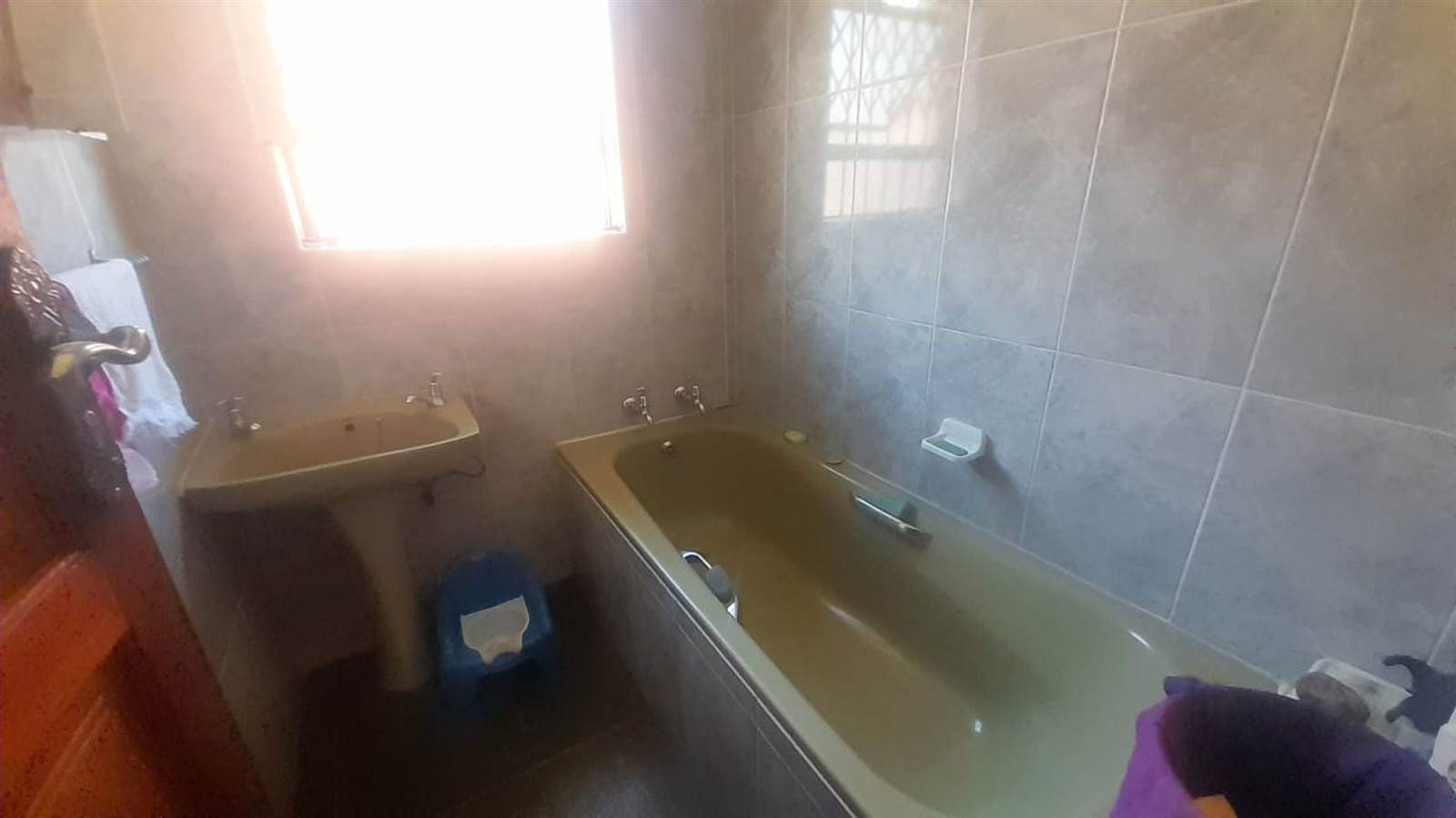 3 Bed House in Sebokeng Zone 14 photo number 12