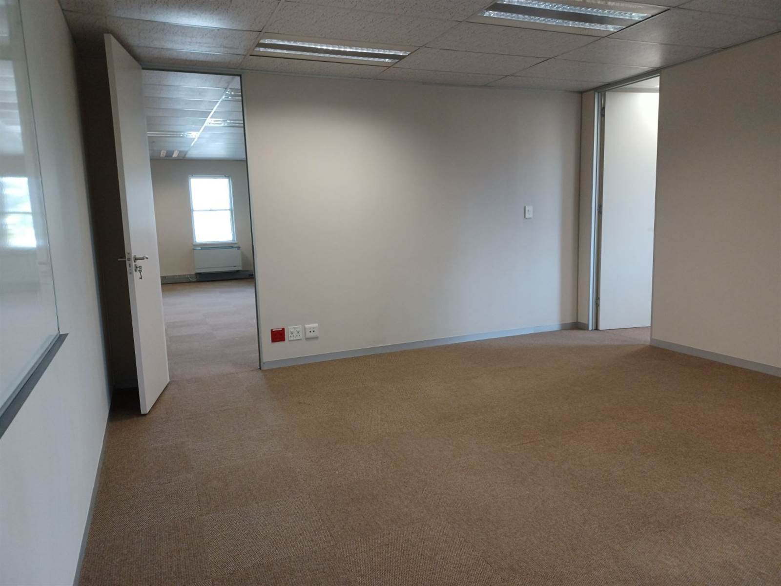 Office space in Bellville Central photo number 9