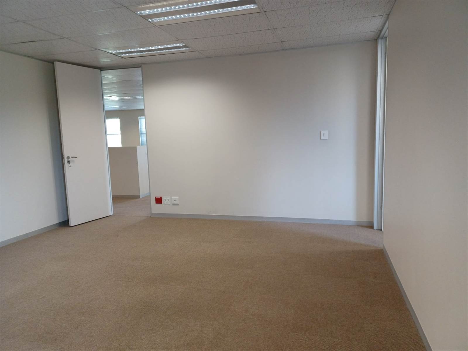 Office space in Bellville Central photo number 11
