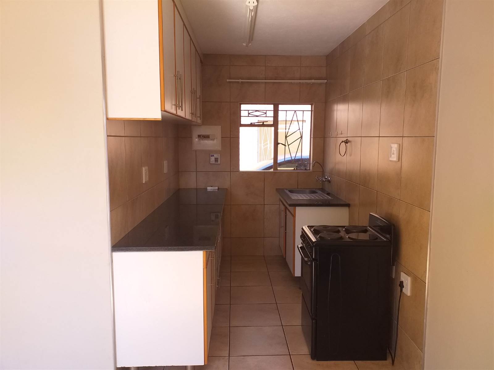 2 Bed Apartment in Polokwane Central photo number 1