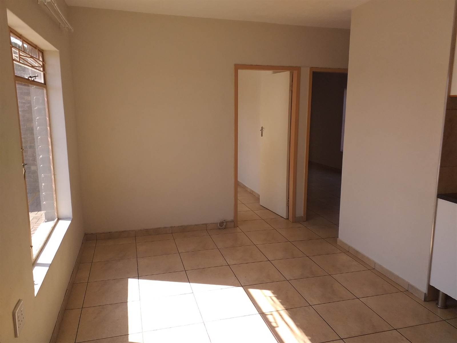 2 Bed Apartment in Polokwane Central photo number 2