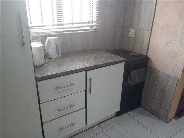 2 Bedroom House 2 Bedroom House
