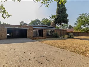 4 Bed House in Presidents Dam