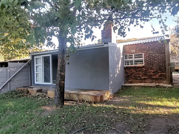 2 Bedroom House 2 Bedroom House