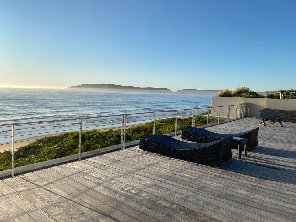 8 Bed House in Plettenberg Bay photo number 28