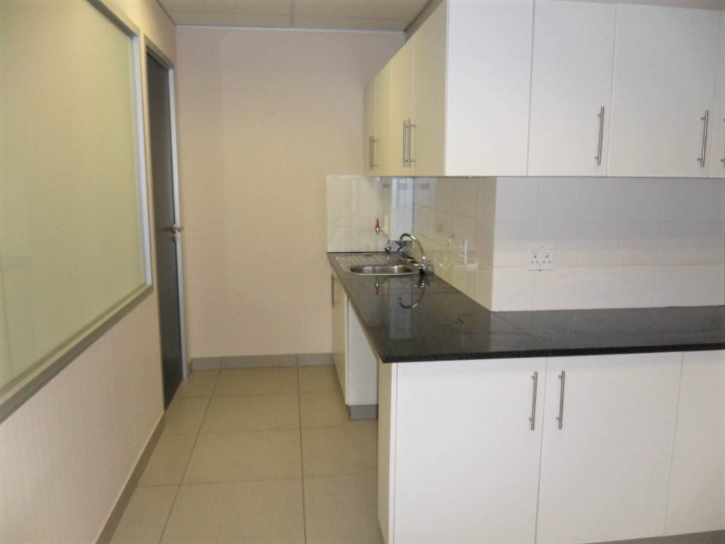 303  m² Commercial space in Fourways photo number 13