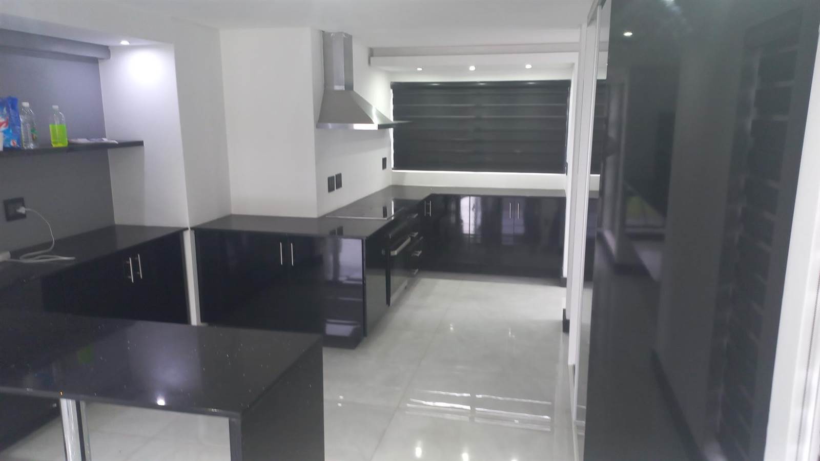 3 Bed Townhouse in Desainagar photo number 13
