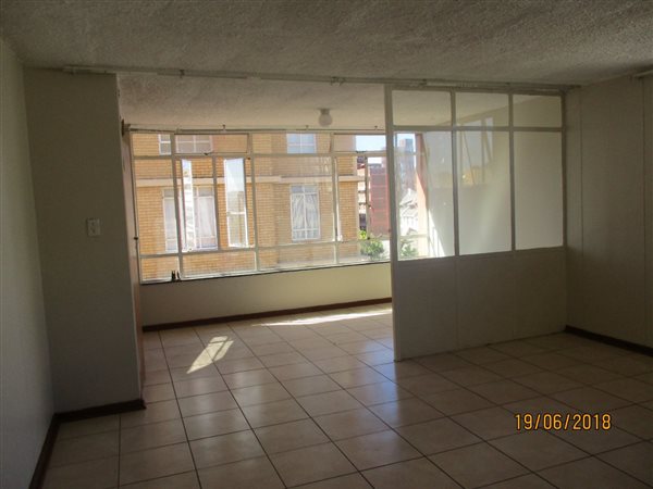 1 Bed Apartment in Sunnyside