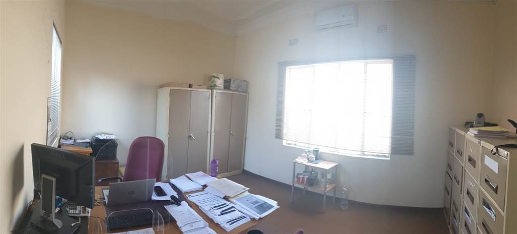 150  m² Office Space in Kimberley Central photo number 3