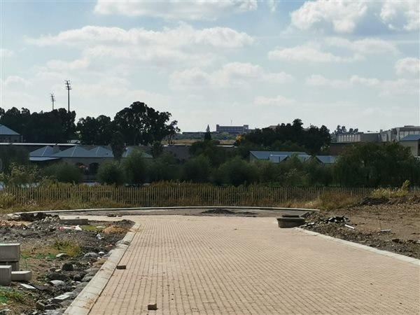 1509 m² Land available in Secunda